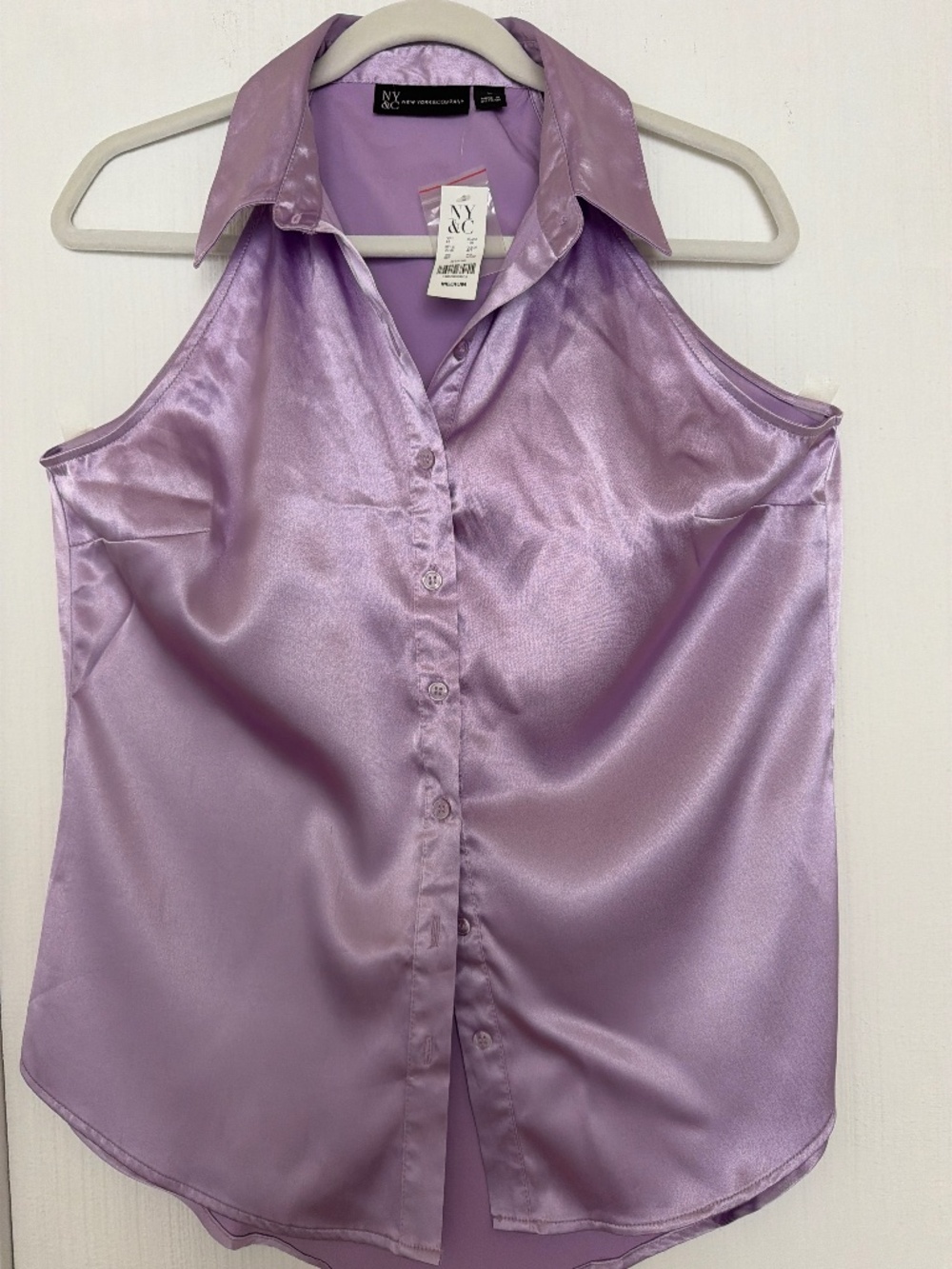 New York & Company Lavender Satin Button Down Top Size Medium NWT